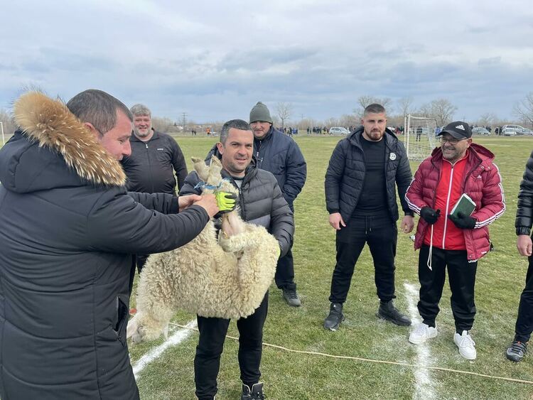 С традиционната кушия отбелязаха Тодоровден в Дебър