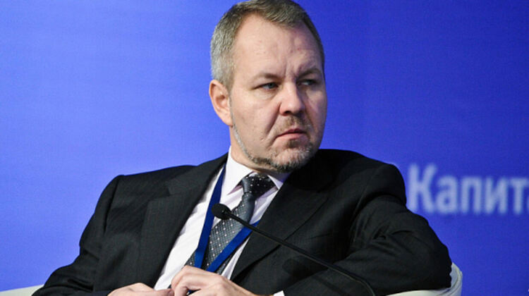 Руски експерт: Русия е кораб, ударен от торпедo, който потъва