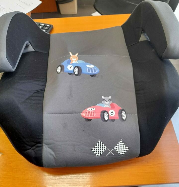 Откриха 14.5 кг марихуана в газова бутилка и детско столче в кола