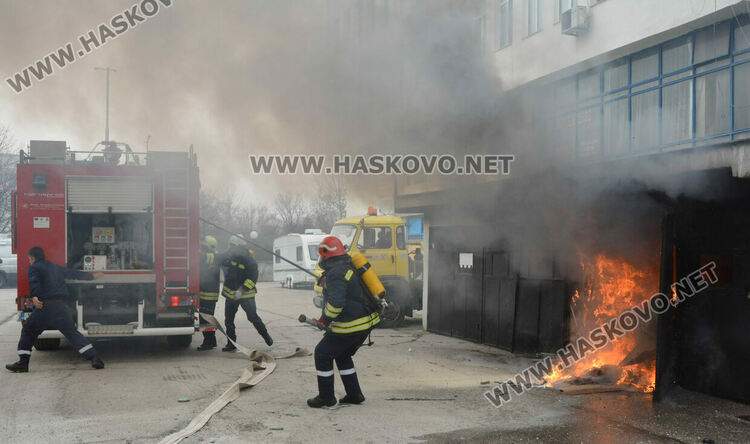 Пожар избухна в гараж в СБА в Хасково