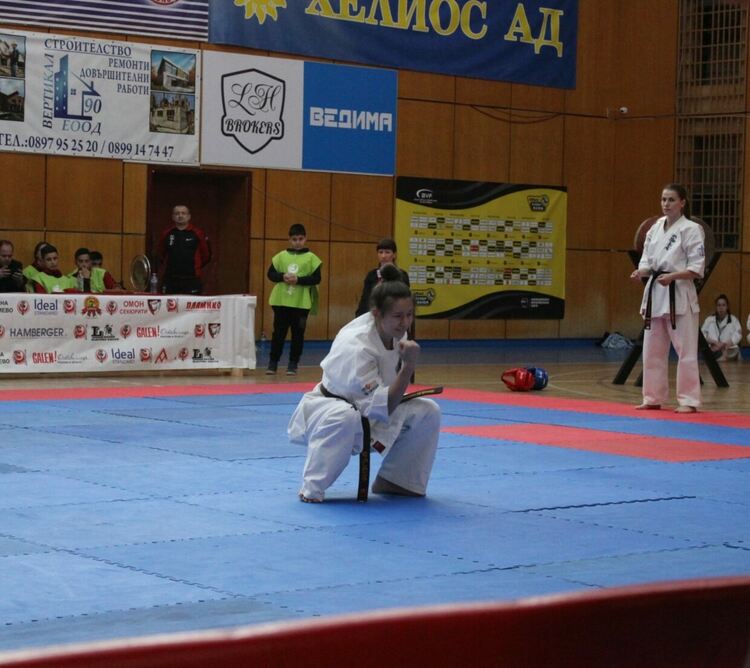 Със златен медал се завърна СК "Хамон доджо" от състезание в Севлиево