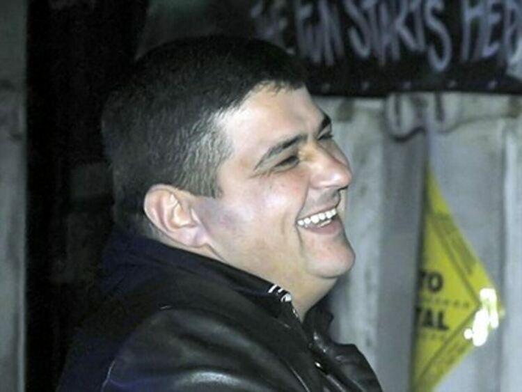 В Чепеларе ще изработват скулптура от военни каски за мир