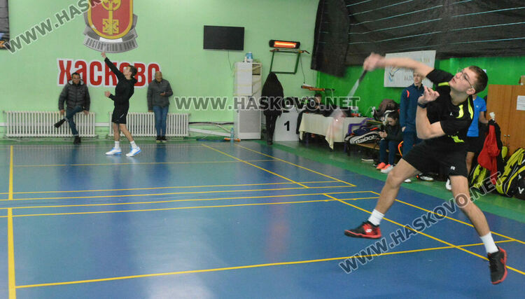 198 състезатели се включиха в Националната верига по бадминтон