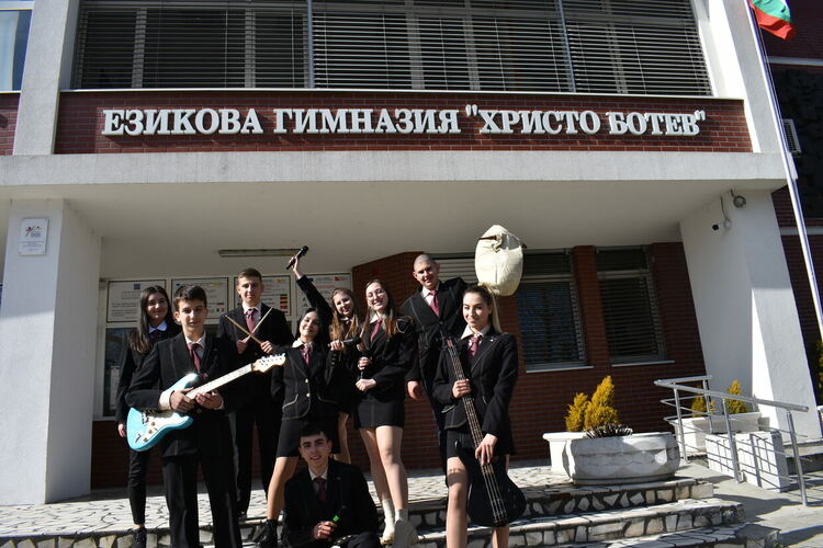 Специално издание на „ Гласът на ботевци “