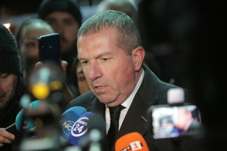 Няма повдигнато обвинение, има задържане за 24 часа, каза адвокатът на Бойко Борисов