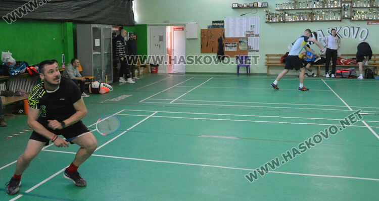 198 състезатели се включиха в Националната верига по бадминтон