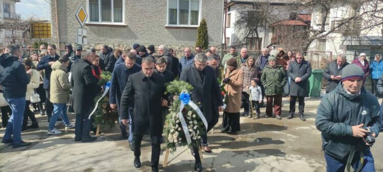 В Барутин отбелязаха 50 години от възродителния процес