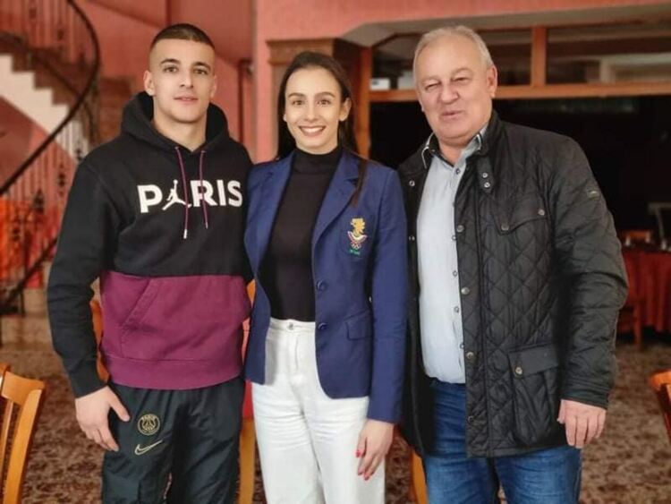 Отбор от международната щафета "Пробег на мира" посети смолянската болница със специална мисия