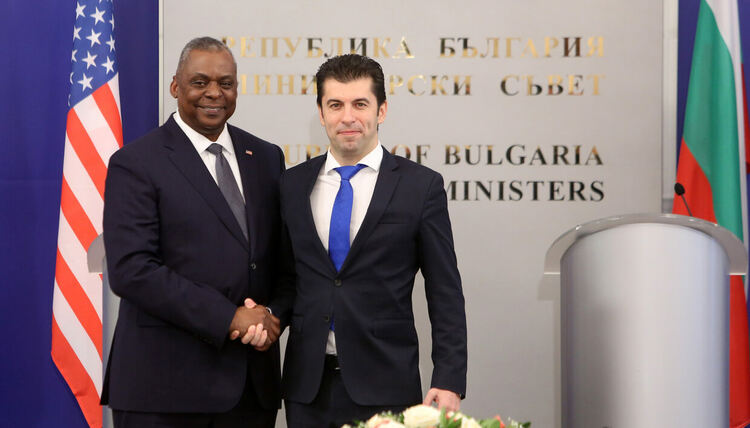 Кирил Петков: Толкова близо до конфликта, военна помощ към Украйна няма да бъде възможна