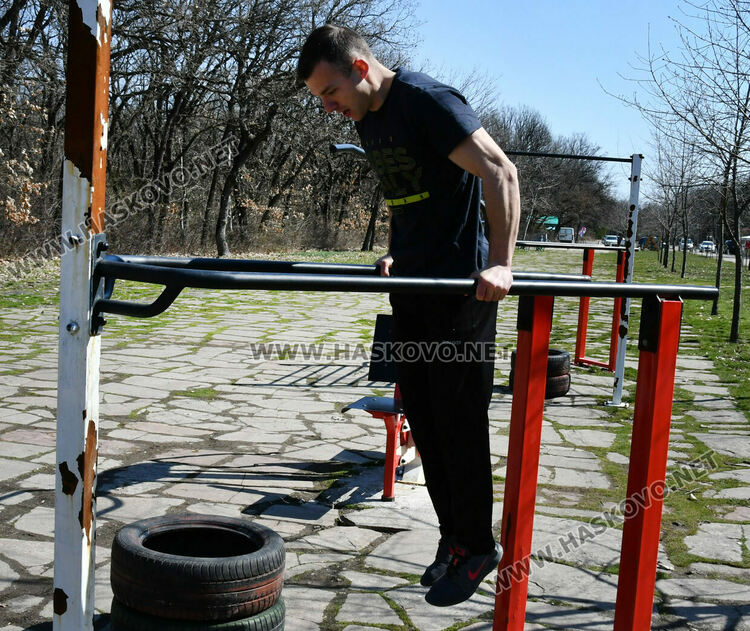 Настъпва първа пролет, но остава студено