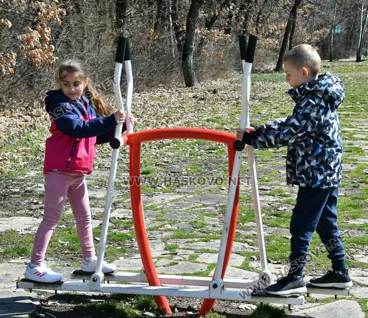 Настъпва първа пролет, но остава студено