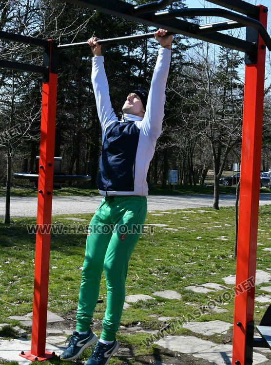 Настъпва първа пролет, но остава студено