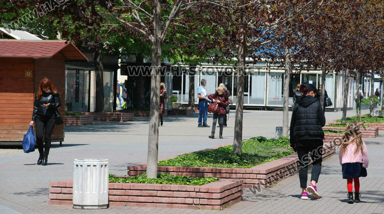 Слънчево в неделя