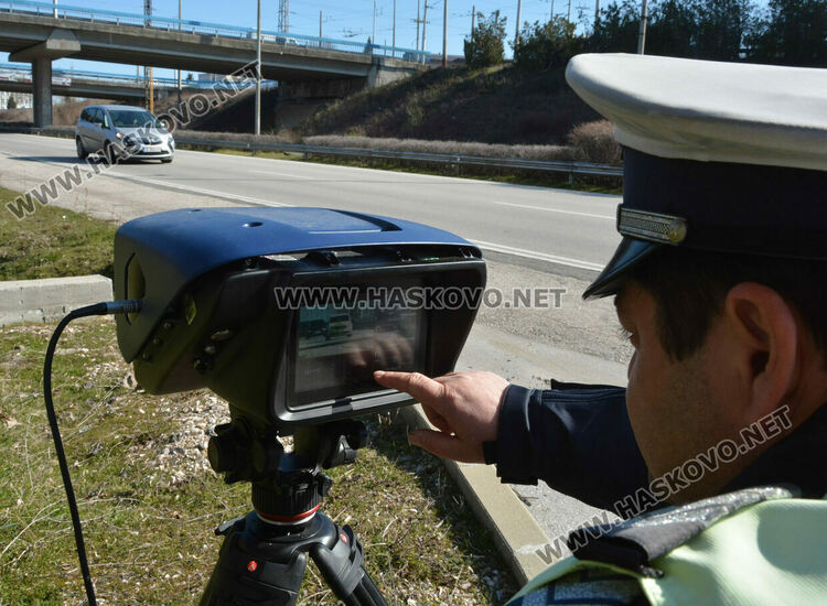 10 камери на КАТ снимат в Хасковско за превишена скорост