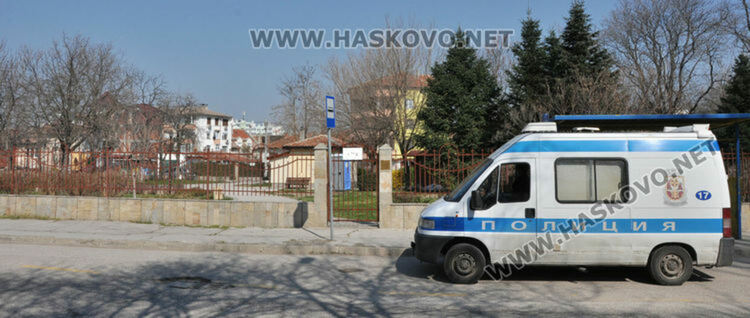 Заловиха крадци на вещи от кола и на монети от детски съоръжения