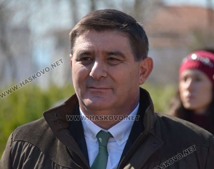 Михаил Михайлов