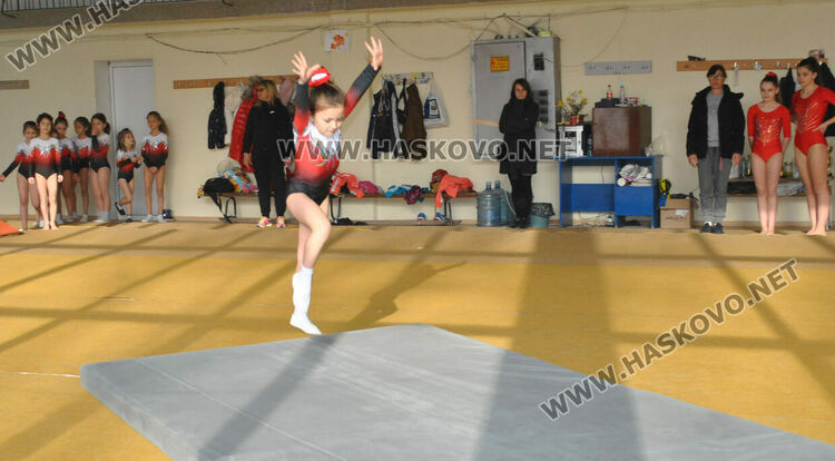 3 отборни купи за гимнастичките на „Юнак“ от Държавно първенство