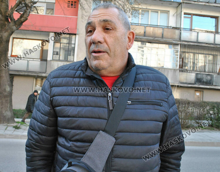 3 пожарни и полицейски екип на фалшив сигнал за пожар в къща