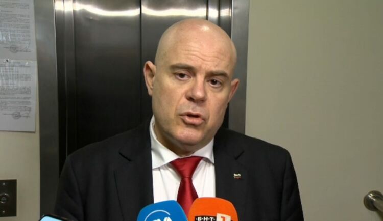 Иван Гешев преди ВСС: Прокуратурата е единствената преграда между българските граждани и беззаконнието