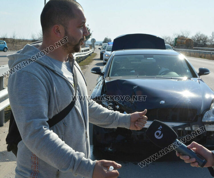 Мерцедес и Фолксваген се разбиха по пътя от Хасково към Димитровград