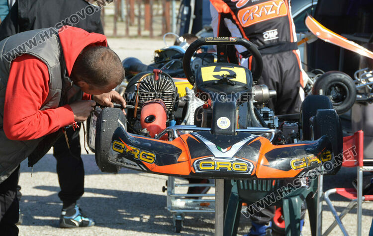 8-годишен състезател на старта за Купа „Хасково“