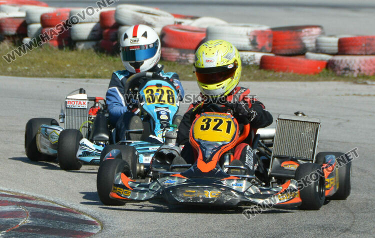 8-годишен състезател на старта за Купа „Хасково“