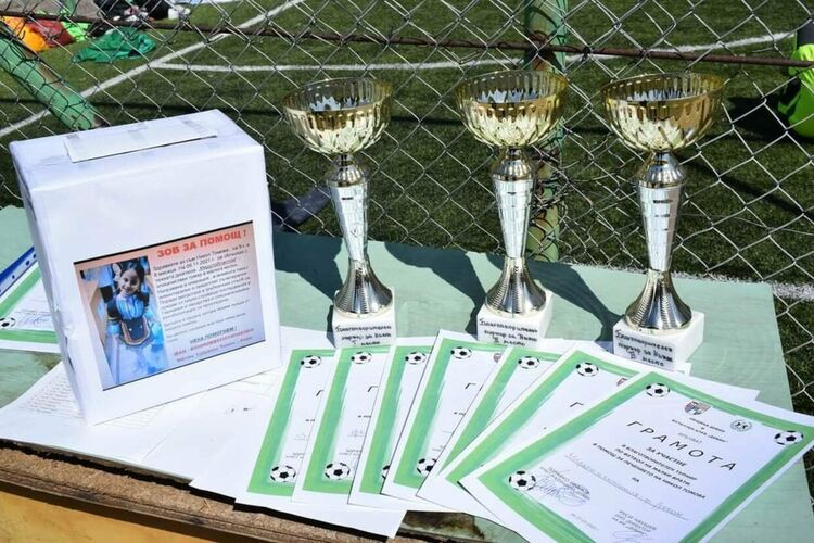 1712 лв. събраха в благотворителния турнир по футбол в помощ на Никол