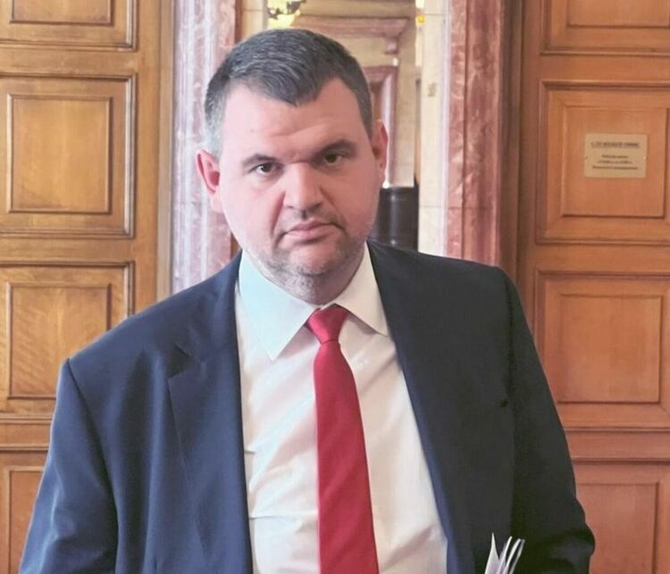 Делян Пеевски: Лъжите на министър Василев преминаха границата на нормалността