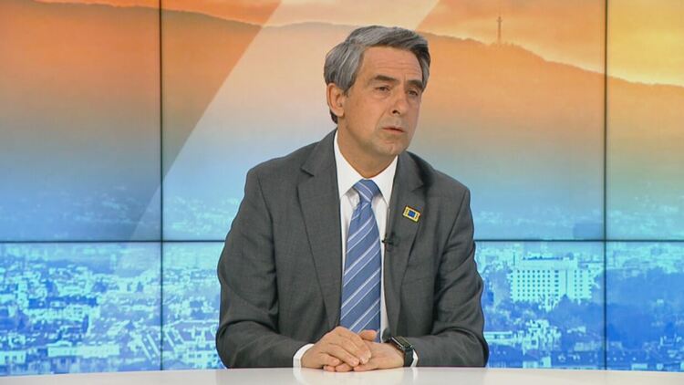 Росен Плевнелиев: Президентът Радев ще бъде този, който ще "подложи динена кора" на Кирил Петков