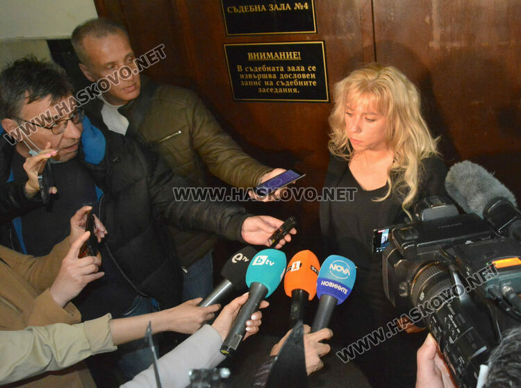 Няма яснота дали изхвърленото бебе е родено мъртво, или е починало след раждането