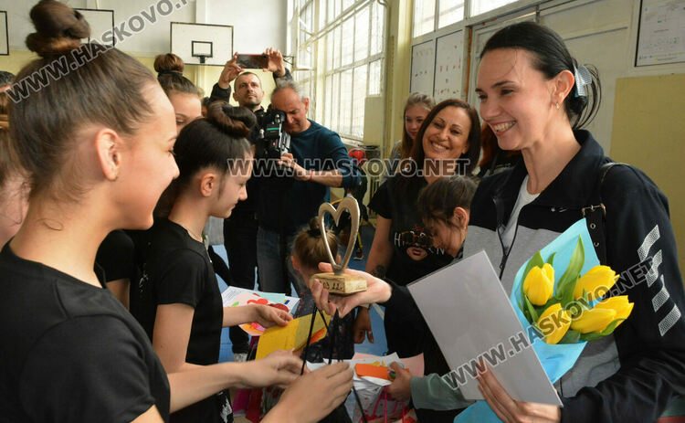 Националка от отбор на Украйна по художествена гимнастика стана част от „Аида“ в Хасково