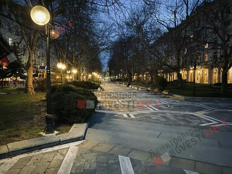 Пешеходна пътека в центъра на Димитровград не е добре осветена, има проблем, но как да бъде решен?