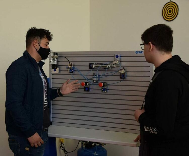 Заработи първият STEM център в Асеновград 