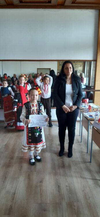 7 златни медала за изпълнителите на "Зора-Зорничка" от национален конкурс