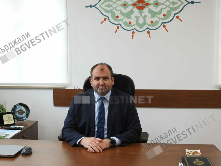 Басри Еминефенди