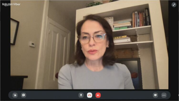 Надежда Нейнски: Очевидно е, че случващото се в Буча е военно престъпление