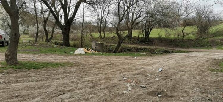 Хасковлийка: Край кв. „Хисаря“ има купища боклуци