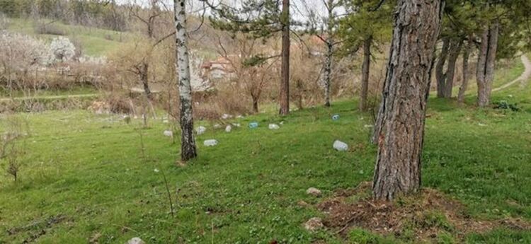 Хасковлийка: Край кв. „Хисаря“ има купища боклуци