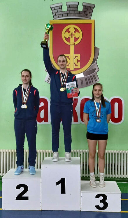 9 медала за бадминтонистите на Хасково от Държавния шампионат