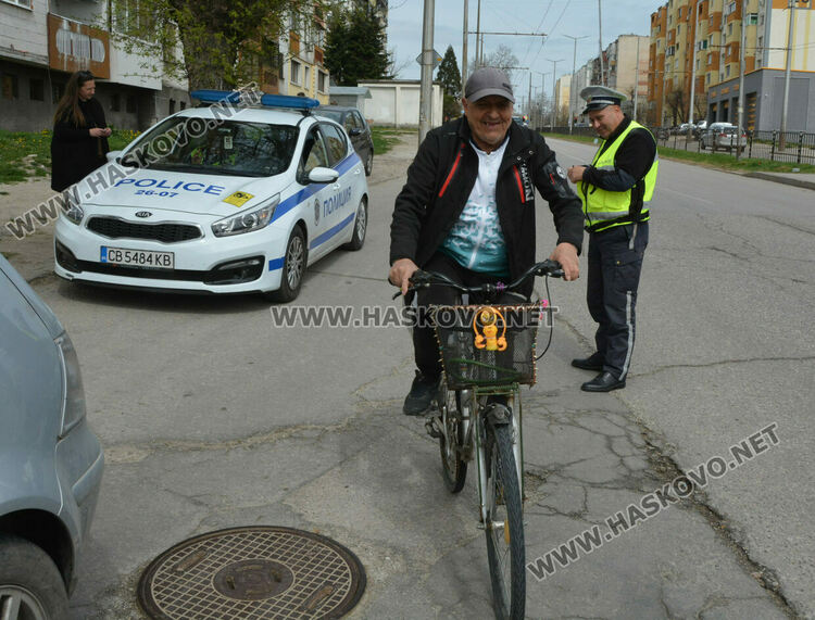 КАТ с акция за колани и каски в Хасковско