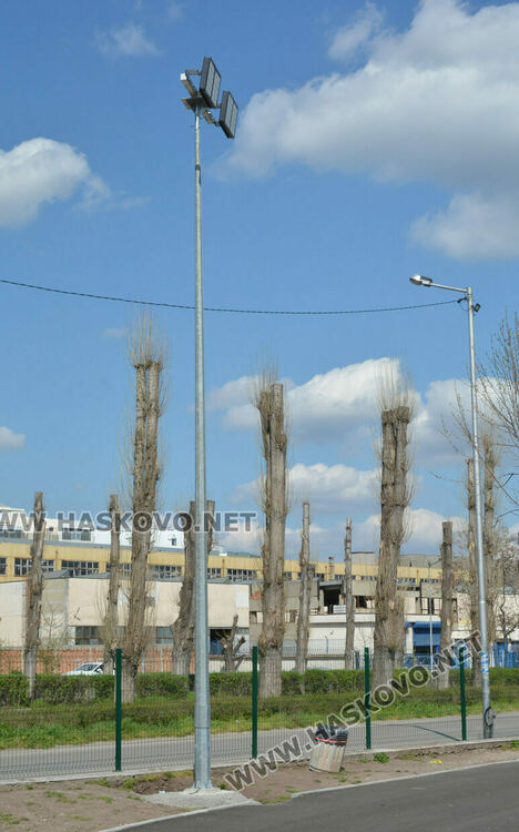 Подобрения по стадион „Младост“ –поливна система и осветление