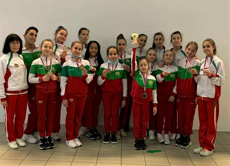 Добро представяне на хасковските спортисти на турнира по аеробика  в Братислава