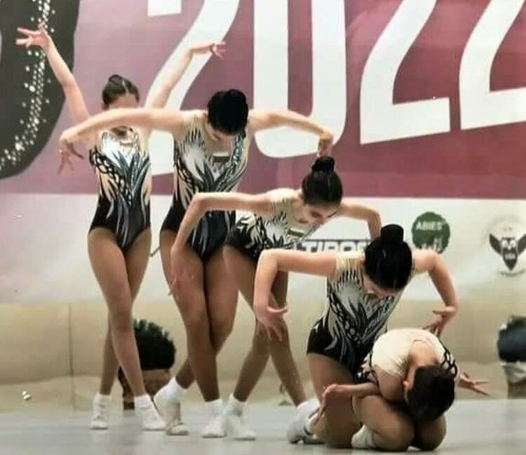 Добро представяне на хасковските спортисти на турнира по аеробика  в Братислава