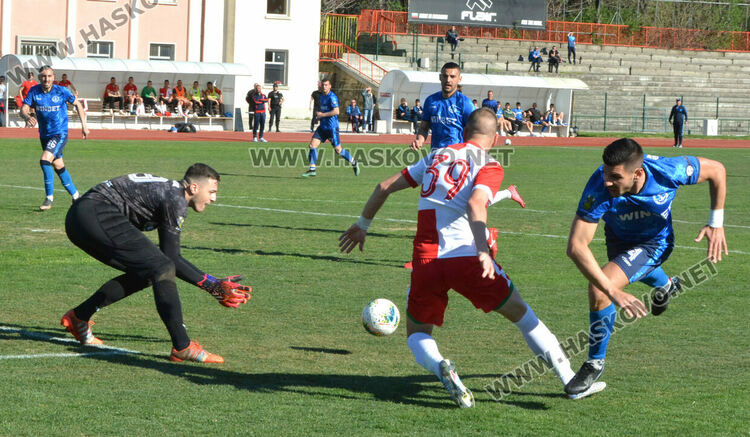 Отличен вратар спаси “Саяна Хасково” срещу “Черноморец”