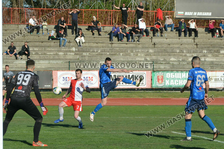 Отличен вратар спаси “Саяна Хасково” срещу “Черноморец”