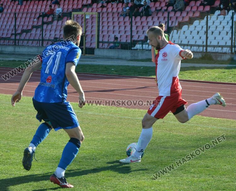 Отличен вратар спаси “Саяна Хасково” срещу “Черноморец”
