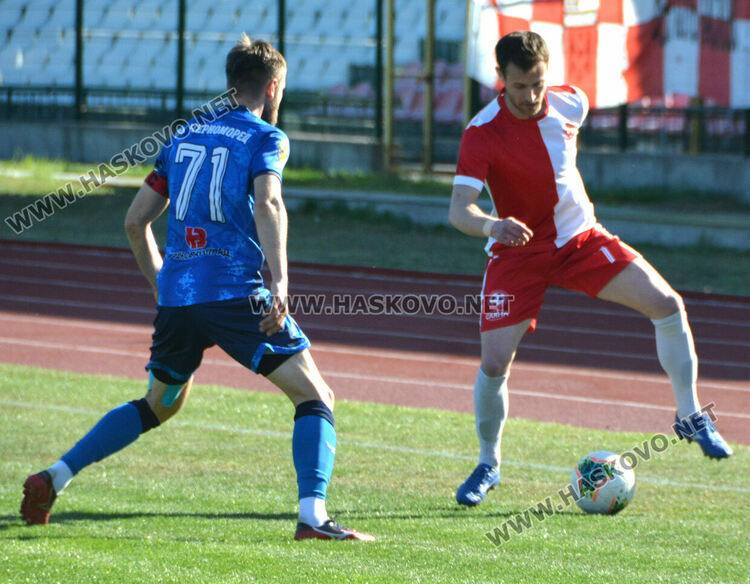 Отличен вратар спаси “Саяна Хасково” срещу “Черноморец”