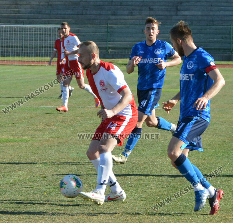 Отличен вратар спаси “Саяна Хасково” срещу “Черноморец”