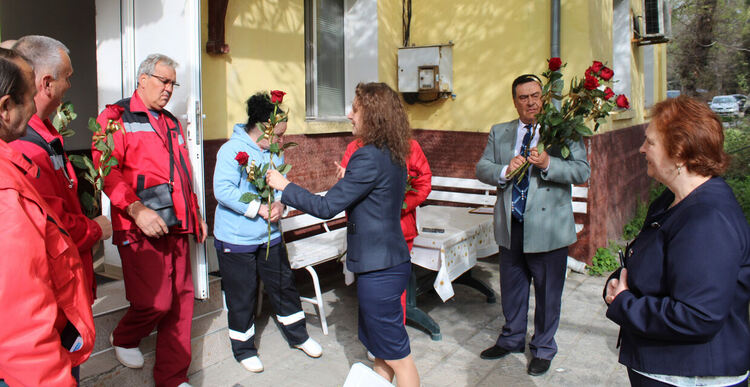 Поздравителни писма за медиците в Хасково в Световния ден на здравето