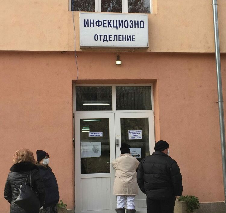 27 са новите с Ковид-19. 60 души са на лечение в болница
